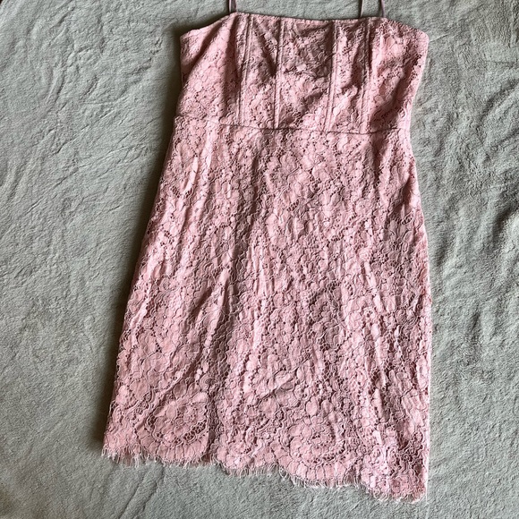 Lulu’s Lace Dress - Picture 5 of 12